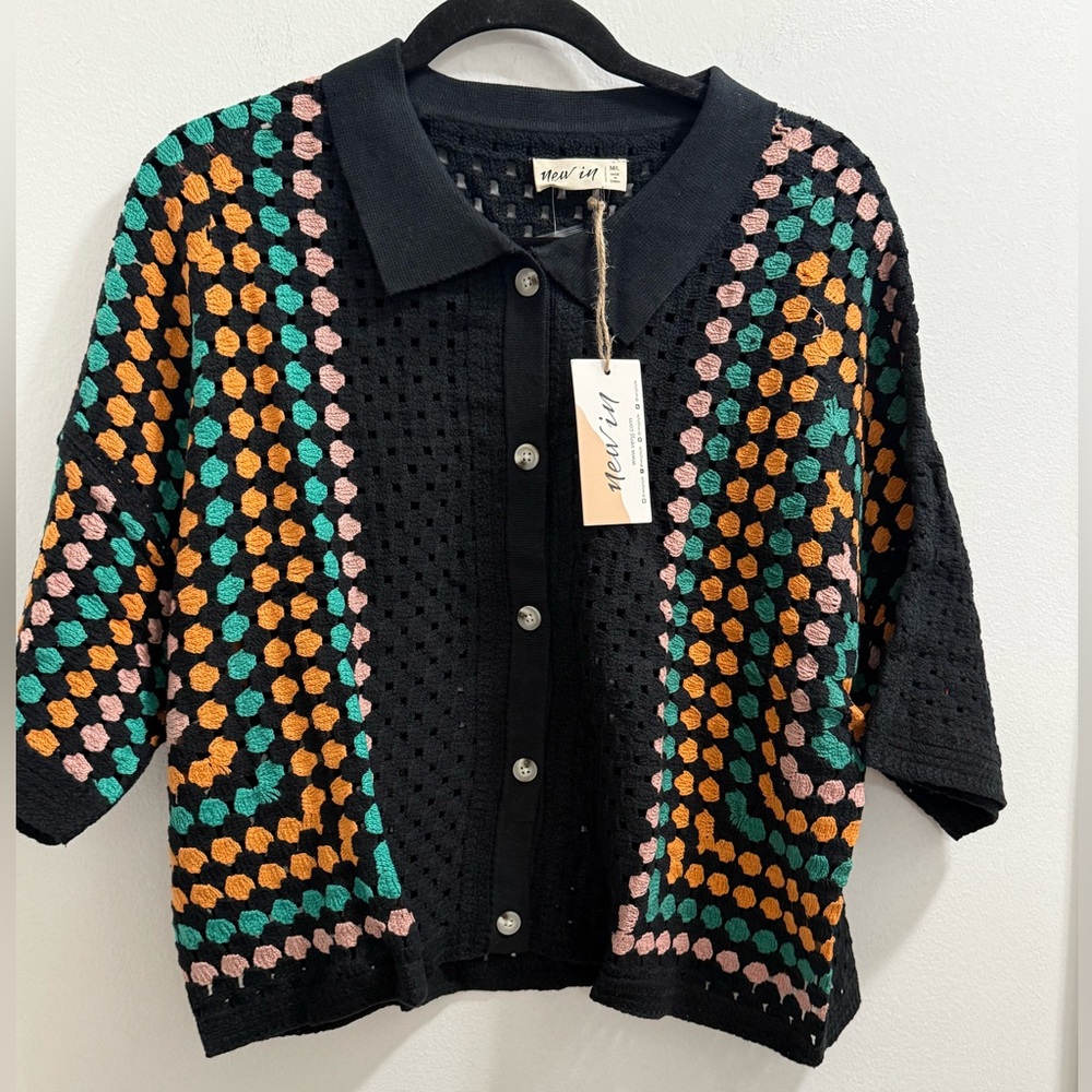 Very J Black Multicolor Button-Up Top